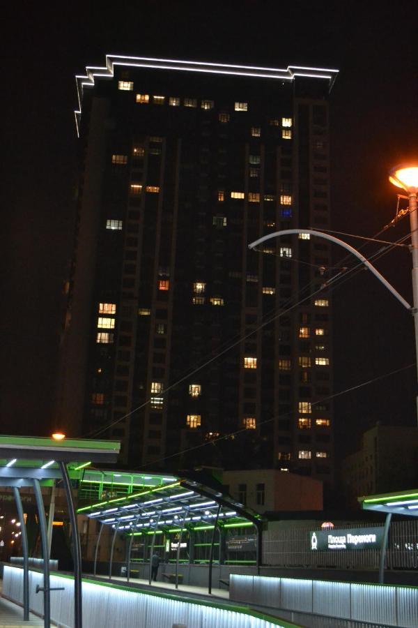 In The Sky Apartment Kiev Exterior foto